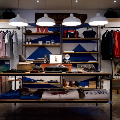 Shopping & Services